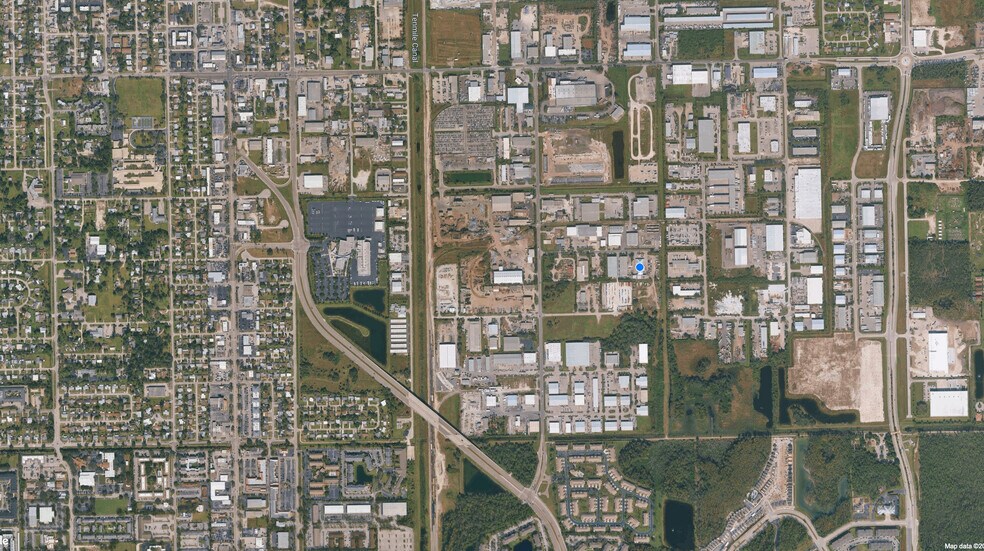 More Photos Of 3100 Kennesaw St, Fort Myers Warehouse For Sale