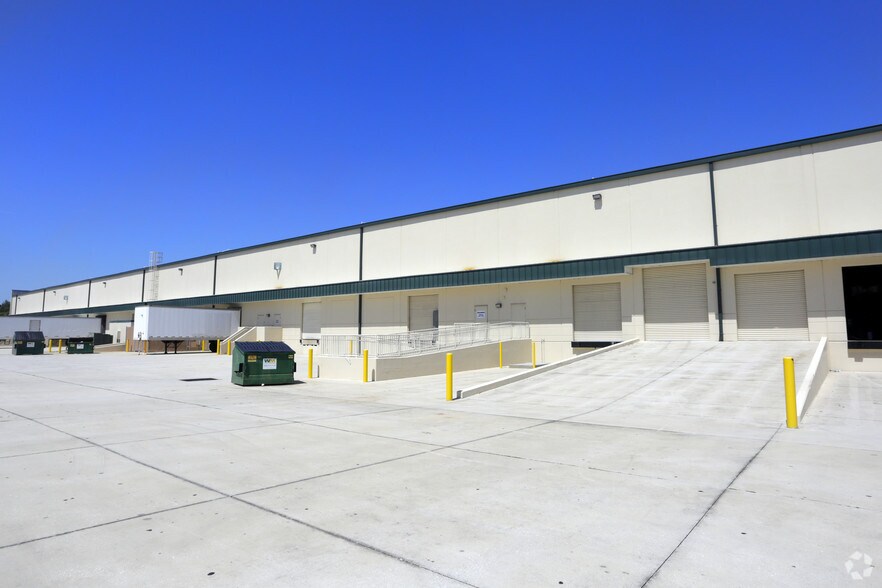 More Photos Of 8222 118th Ave, Largo Warehouse For Sale