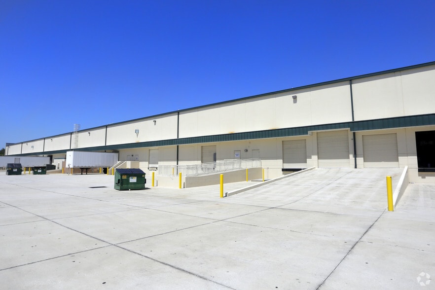 More Photos Of 8222 118th Ave, Largo Warehouse For Sale