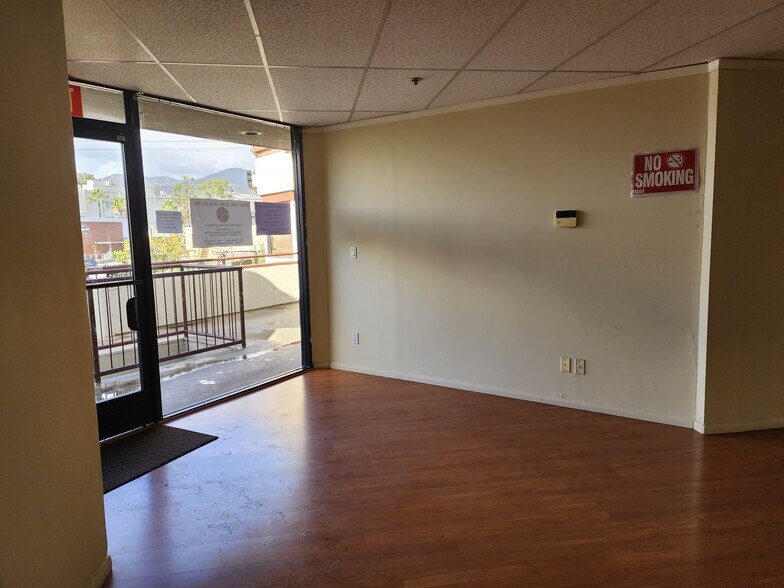 More Photos Of 400 S Glendale Ave, Glendale Unknown For Lease
