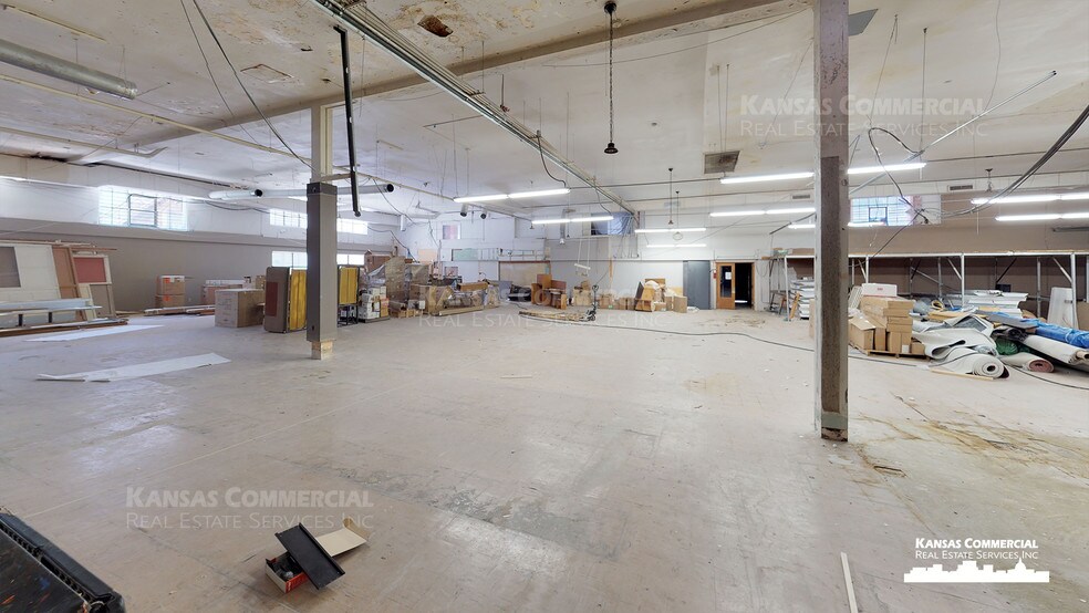 More Photos Of 107 SW 6th Ave, Topeka Office For Lease
