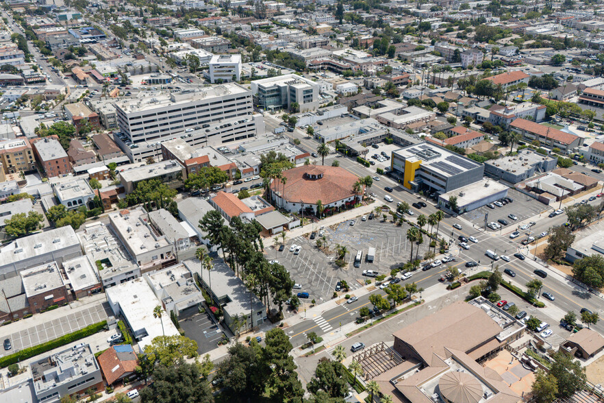 More Photos Of 333 E Colorado St, Glendale Unknown For Lease