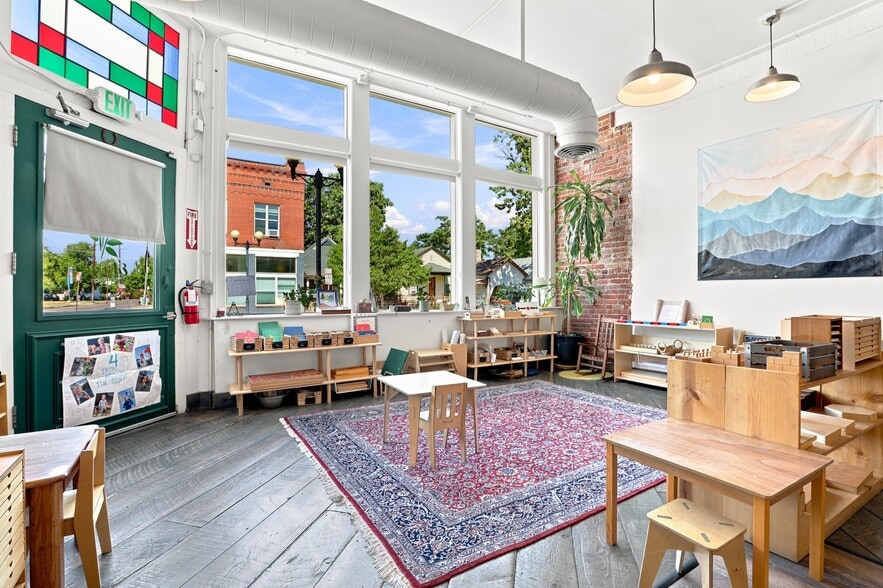 More Photos Of 300-306 Elati St, Denver Office For Sale