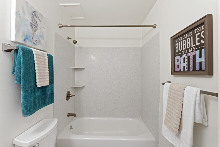 More Photos Of 517 Stannage Ave, Albany Apartments For Sale