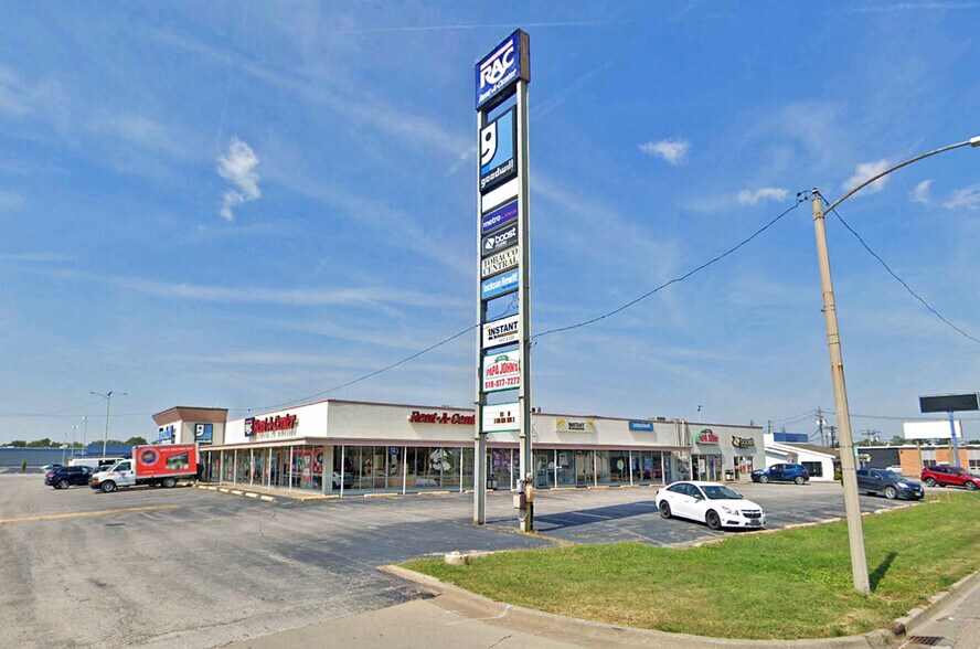 Primary Photo Of 3675 Nameoki Rd, Granite City Storefront For Sale
