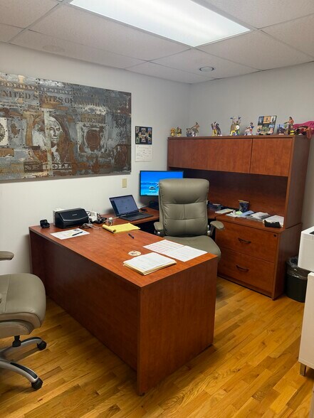 More Photos Of 912 Jackson St N, Saint Petersburg Medical For Lease