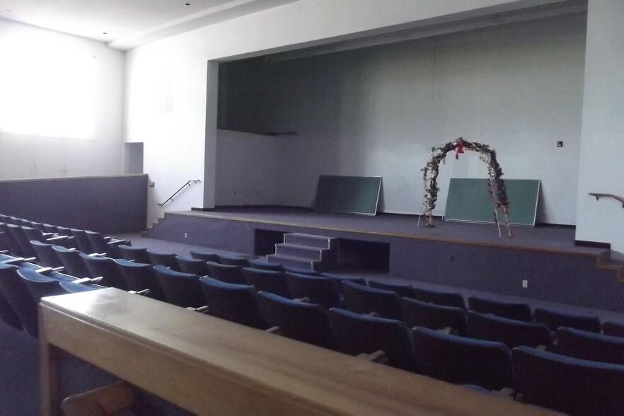 More Photos Of 600-651 E Coe Ave, Stanfield Trailer Camper Park For Sale