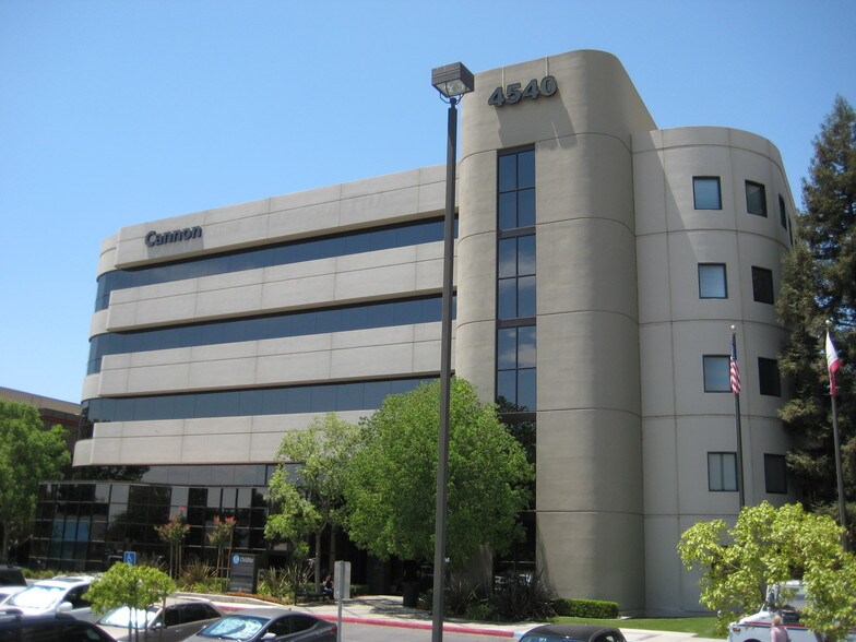More Photos Of 4550 California Ave, Bakersfield Unknown For Lease
