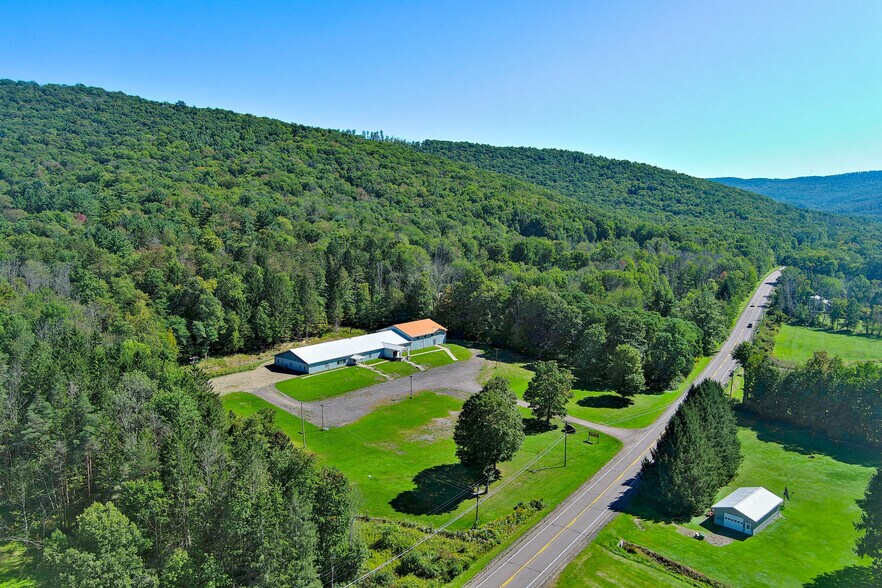 More Photos Of 4250 N State St, Salamanca Freestanding For Sale