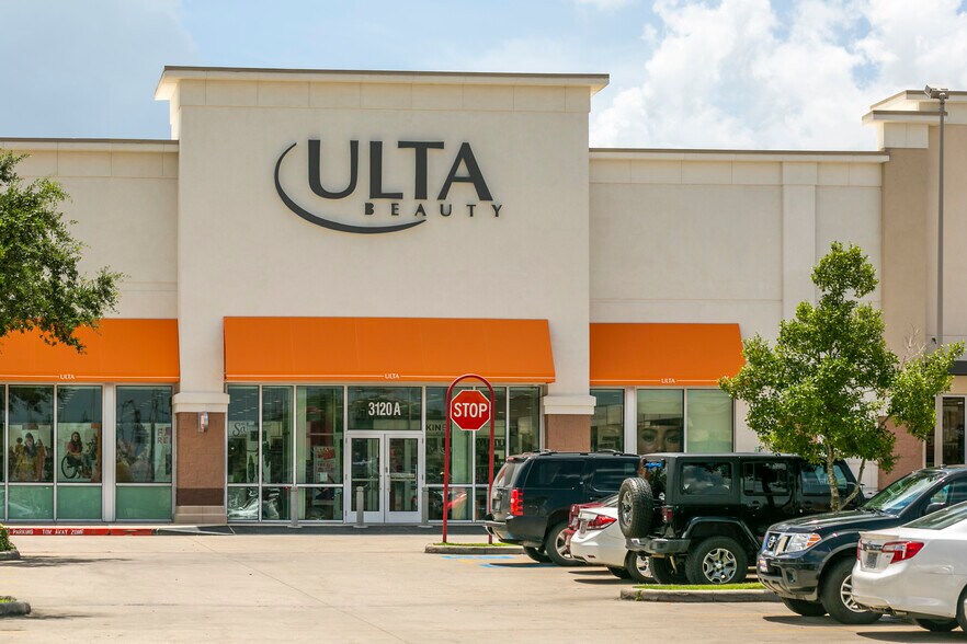 More Photos Of I 45, League City Unknown For Lease