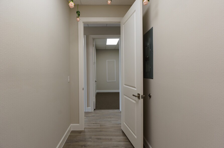 More Photos Of 25145 Star Lane, Katy Medical For Sale