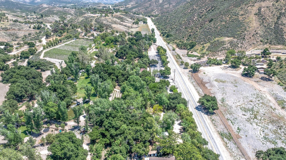 More Photos Of 12625 Sierra Hwy, Santa Clarita Restaurant For Sale