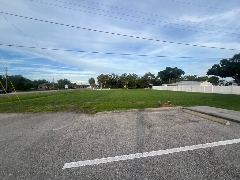 More Photos Of 2901 Us-301, Ellenton Medical For Lease