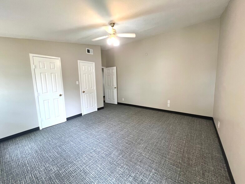 More Photos Of 14006 Old Highway 59 N, Splendora Office For Lease