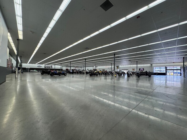 More Photos Of 3615 W Bowles Ave, Littleton Storefront For Sale