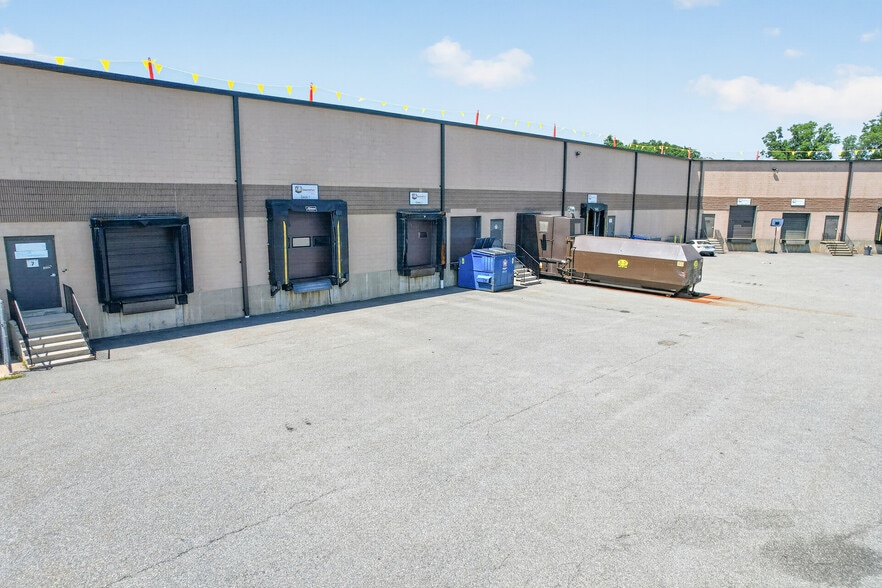 More Photos Of 19 Alexander Rd, Billerica Warehouse For Lease
