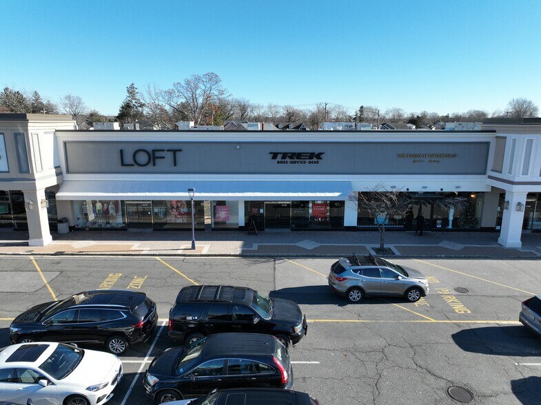 More Photos Of 401-419 S Oyster Bay Rd, Plainview Unknown For Lease