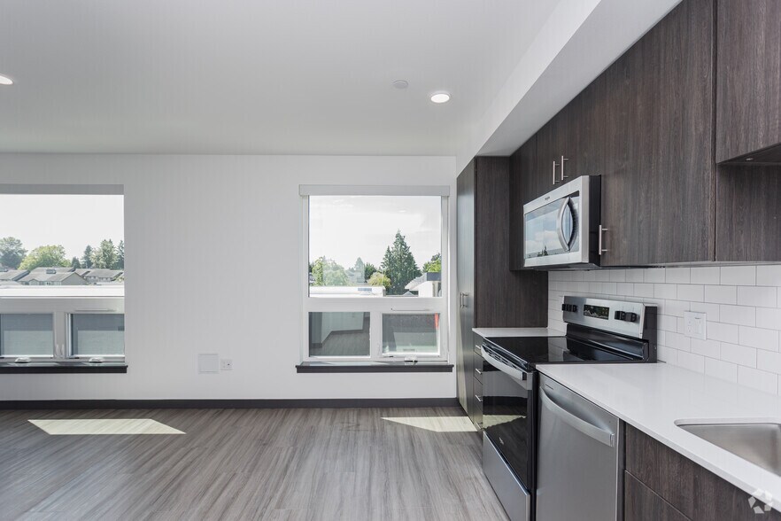 More Photos Of 1505 SW 107th St, Seattle Apartments For Lease