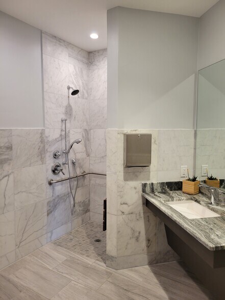 More Photos Of 3920 Alma Dr, Plano Coworking Space