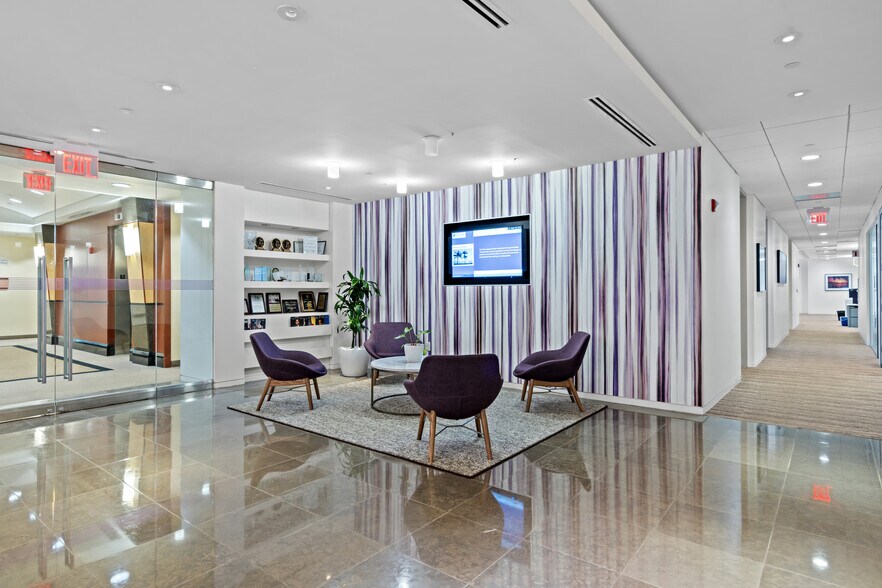 More Photos Of 1301 International Pky, Sunrise Office For Lease