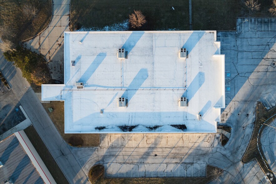 More Photos Of 2802 Curtice Rd, Northwood General Retail For Sale