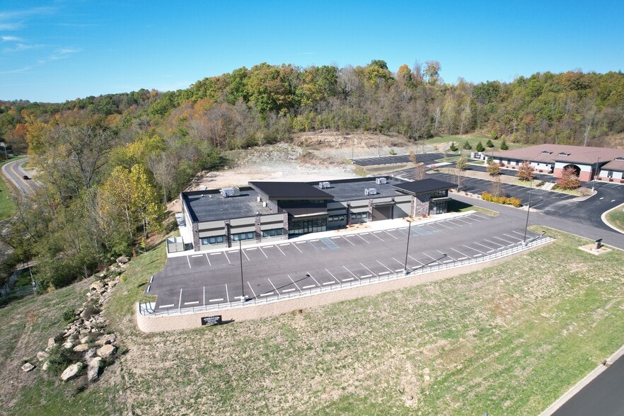 More Photos Of 14 University Estates Blvd, Athens Healthcare For Lease