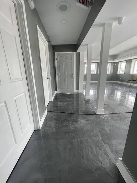 More Photos Of 3447-61 Richmond St, Philadelphia Showroom For Sale
