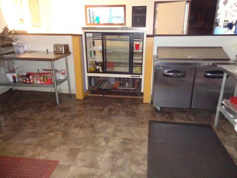 More Photos Of 3445 Woodland Ave, Kansas City General Retail For Sale
