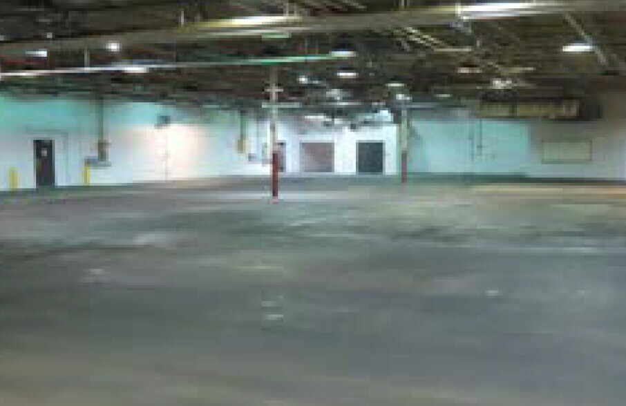 More Photos Of 2903 Lee Ave, Sanford Manufacturing For Lease