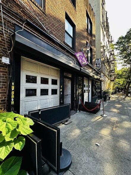 More Photos Of 2122 Beekman Pl, Brooklyn Storefront For Lease