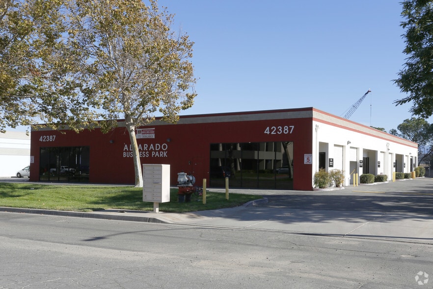 More Photos Of 42387 Avenida Alvarado, Temecula Warehouse For Lease