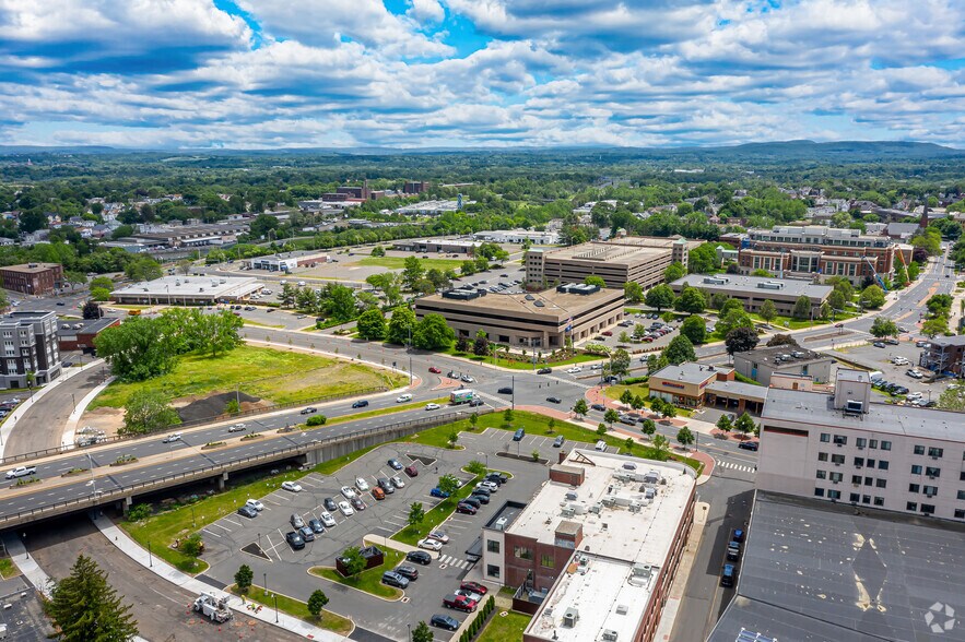 More Photos Of 1 Liberty Sq, New Britain Coworking Space
