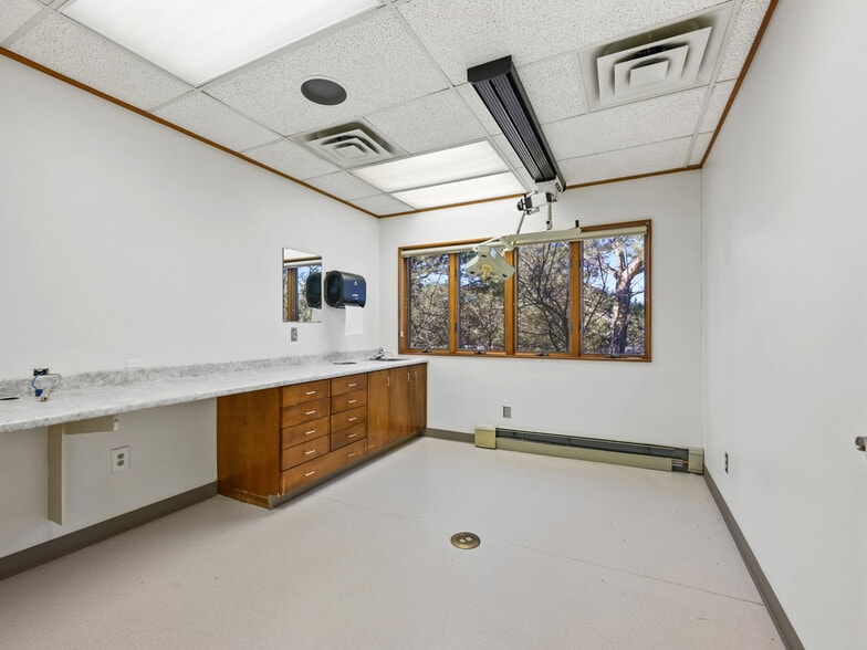 More Photos Of 2530 N 8th St, Grand Junction Medical For Sale