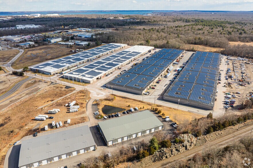 More Photos Of 338 Compass Cir, North Kingstown Warehouse For Lease