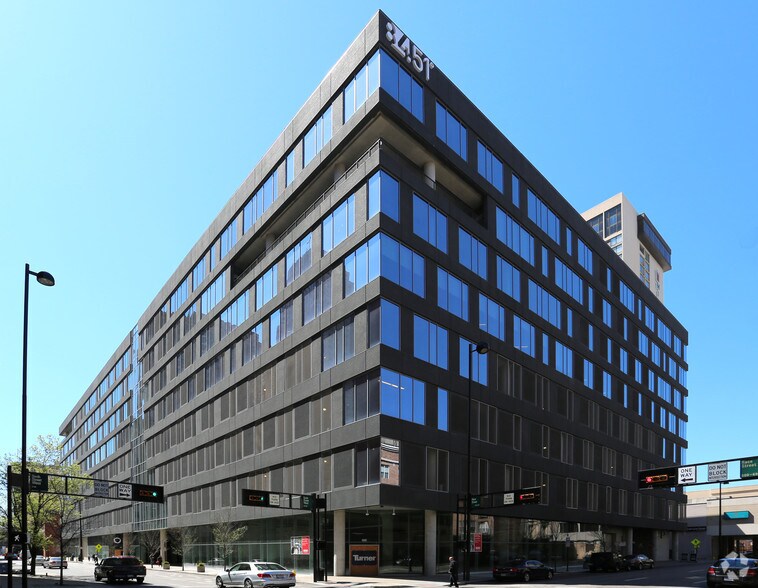 More Photos Of 100 W 5th St, Cincinnati Office For Lease