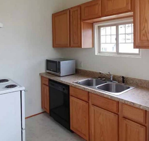 More Photos Of 1212 S I St, Tacoma Apartments For Sale