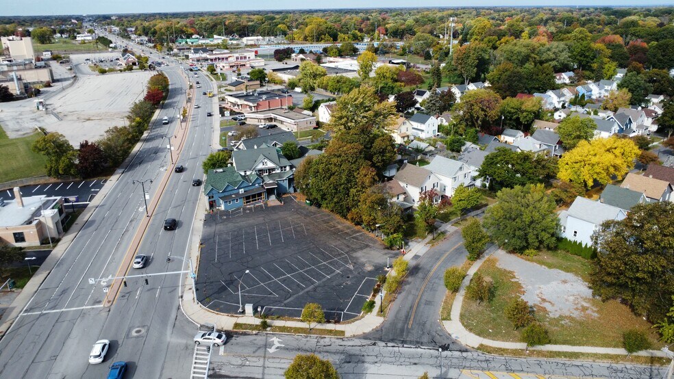 More Photos Of 534 W Ridge Rd, Rochester Restaurant For Sale