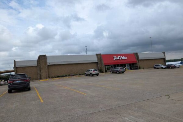 More Photos Of 1776 State Route 121 S, Mayfield Freestanding For Sale