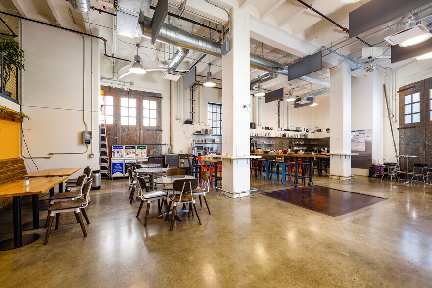 More Photos Of 25 E Mason St, Santa Barbara Research And Development For Lease