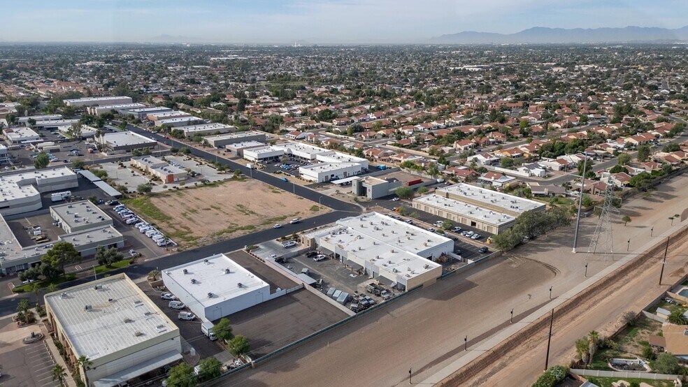 More Photos Of 128 W Boxelder, Chandler Warehouse For Sale