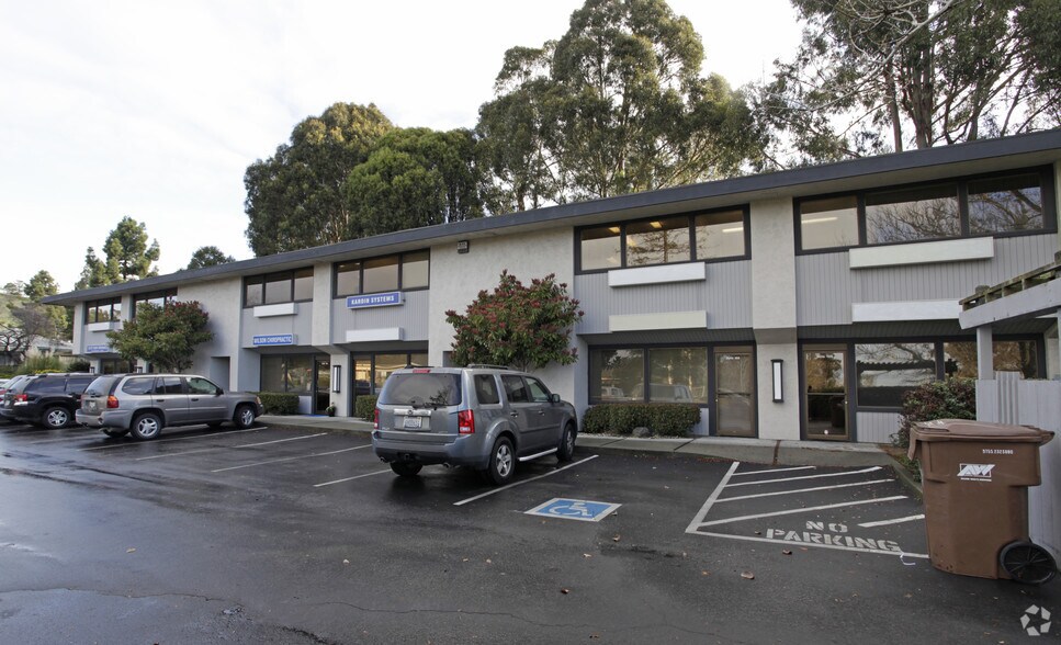 More Photos Of 701 Southampton Rd, Benicia Medical For Lease