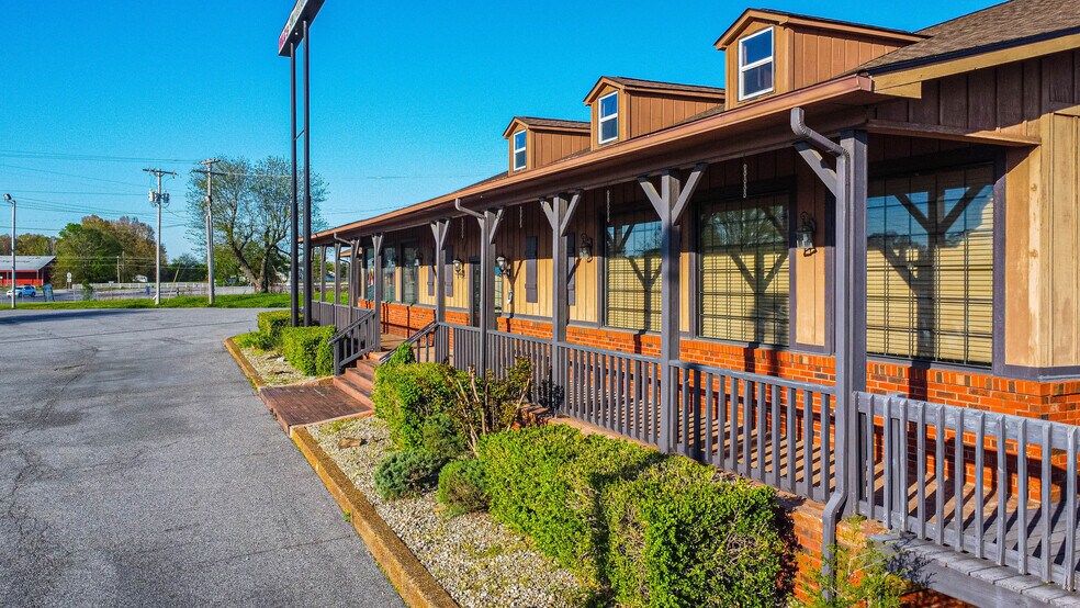 More Photos Of 7052 Benton Rd, Paducah Restaurant For Sale