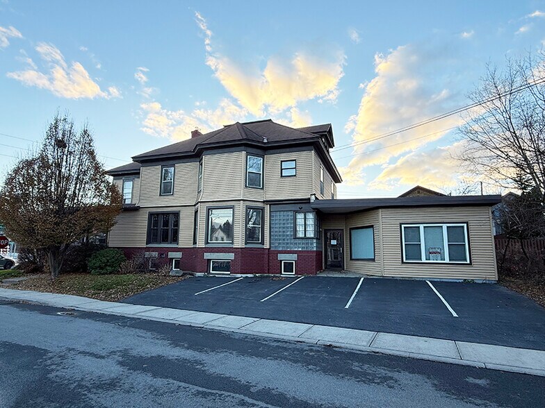 More Photos Of 341-343 Main St, Oneonta Office Residential For Sale