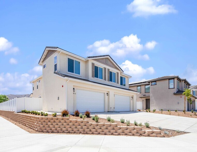More Photos Of 5824 Persepolis Ct, Riverside Multifamily For Sale