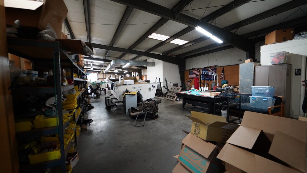 More Photos Of 477 Lytton St, Troutman Manufacturing For Sale