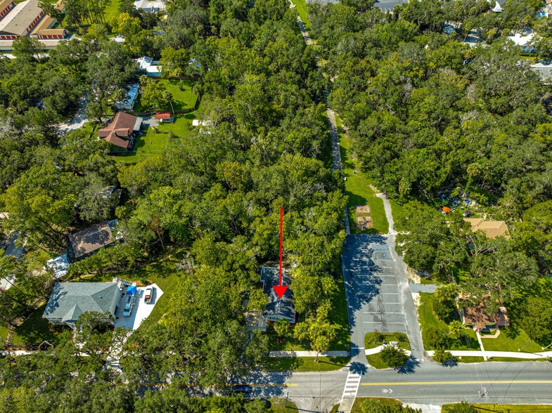 More Photos Of 110 NE Crystal St, Crystal River Specialty For Sale