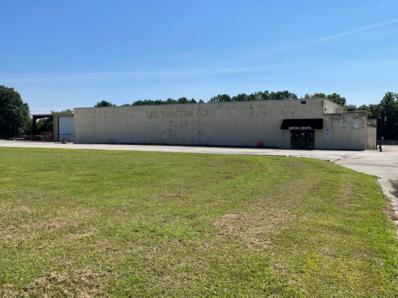 More Photos Of 3209 S Church St, Rocky Mount Warehouse For Sale