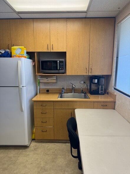 More Photos Of 321 N Kuakini St, Honolulu Medical For Sale