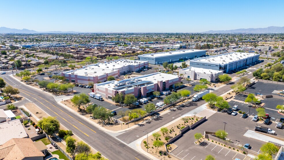 More Photos Of 8945 W Bloomfield Rd, Peoria Warehouse For Lease