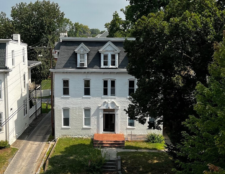 More Photos Of 24 Broadway, Hagerstown Apartments For Sale